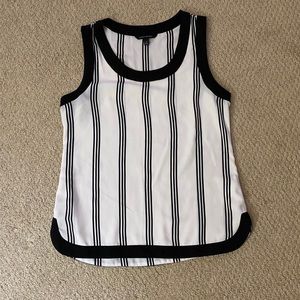 Banana Republic Women's Small, Sleeveless Blouse